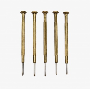 Assortment of 5 Screwdrivers, Crosshead Philips Brass Handles